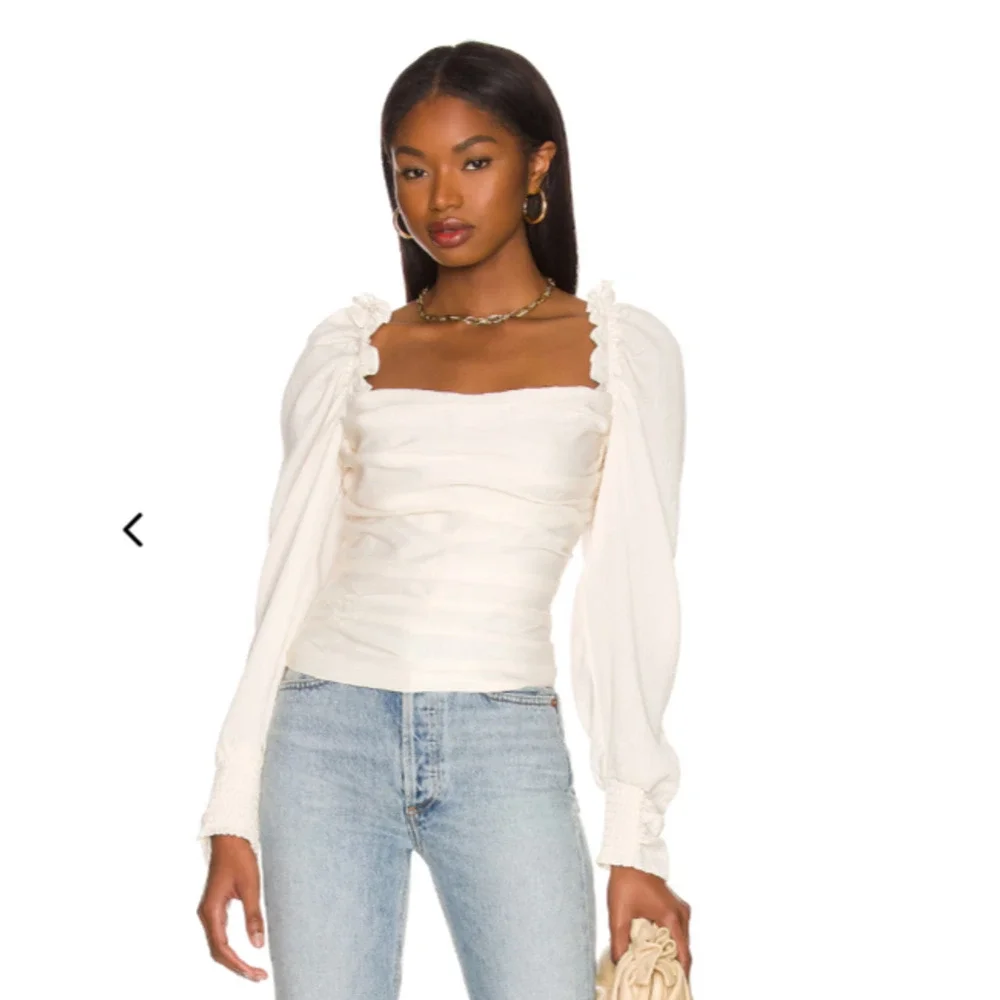 ASTR The Label Top Women XS Cream Puff Sleeve Square Neck Ruched Stirring Preppy